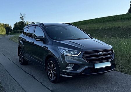 Ford Kuga 2,0 TDCi 4x2 110kW ST-Line ST-Line