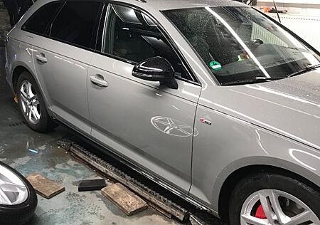Audi A4 2.0 TDI 140kW S tr. quattro sport Avant sport