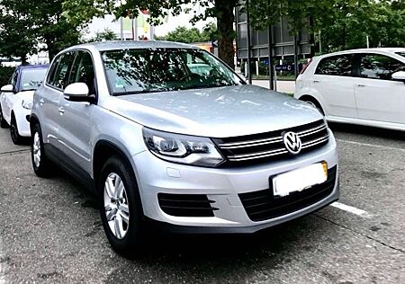 VW Tiguan Volkswagen 2.0 TDI aus zweite Hand Scheckheft gepfl.