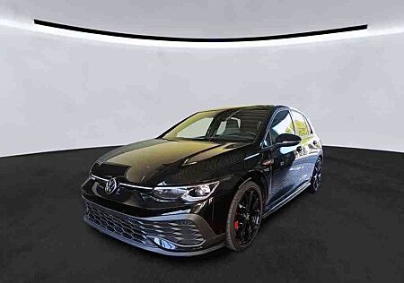 VW Golf Volkswagen VIII Lim. GTI Clubsport Black Style Pano