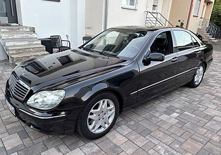 Mercedes-Benz S 320 L -
