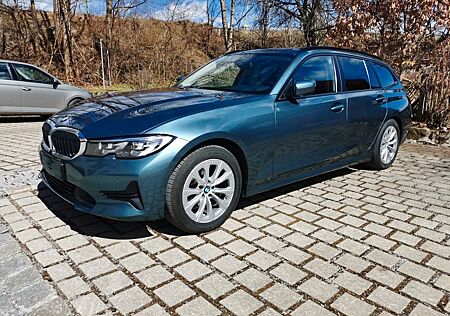 BMW 318d Touring Advantage+Business paket