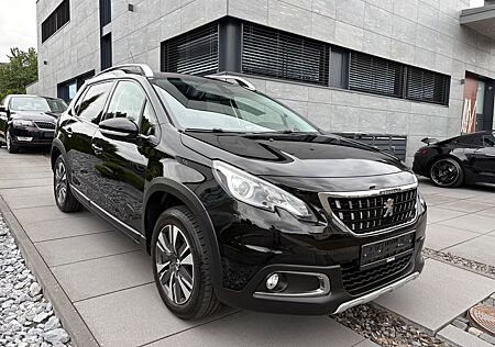 Peugeot 2008 Allure AHK/NAVI/PDC/SHZ/W+S REIFEN