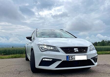Seat Leon ST FR Kombi Panorama, Abstandtempom., Beats