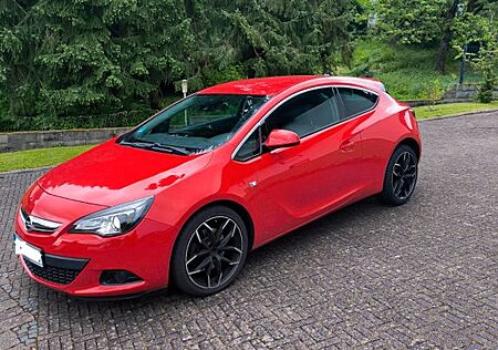 Opel Astra GTC 1.6 Turbo 132kW INNOVATION