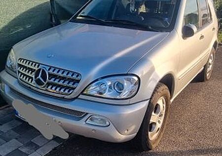 Mercedes-Benz 270