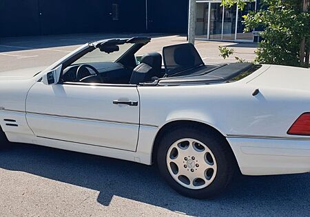 Mercedes-Benz SL 320
