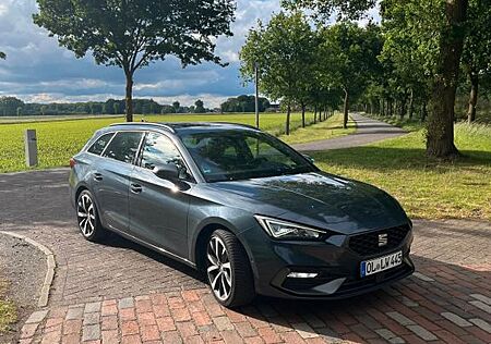 Seat Leon 2.0 TDI, ST, FR, PANO, AHK, TRAVELASSIST,