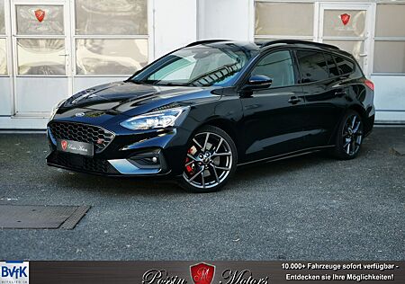 Ford Focus ST Turnier 2.3 EcoBoost, Recaro, AHK, LED