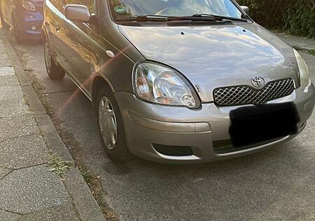 Toyota Yaris 1.0 - zuverlässig