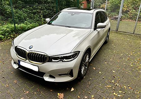 BMW 320 gebraucht kaufen BMW 320d Touring Luxury Automatik, LED, -Garantie