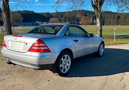 Mercedes-Benz SLK 200 - Scheckheft gepflegt Aus 2.Hand