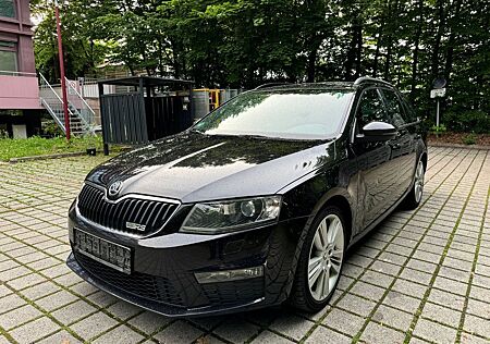 Skoda Octavia 2.0 TDI RS Xenon Navi PDC