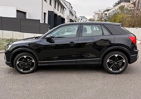 Audi Q2 35 TFSI S advanced -Sportlenkrad/Soundsystem