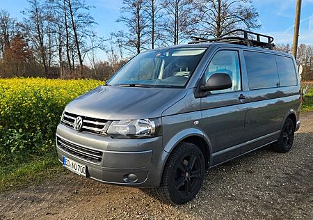 VW T5 Multivan Volkswagen Vanessa Camper mit Vorzelt
