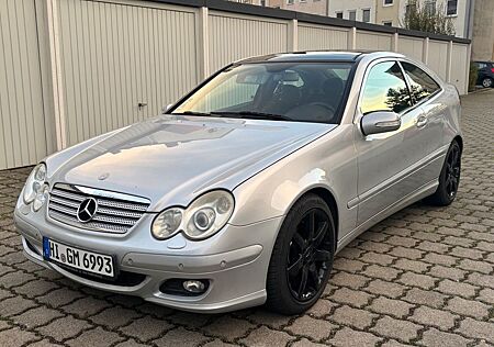 Mercedes-Benz CL 220