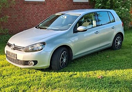 VW Golf Volkswagen 6 1.6 Benziner, HU + Service Neu, AHK