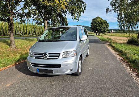 VW T5 Multivan Volkswagen Highline Austattung - TÜV 07/27