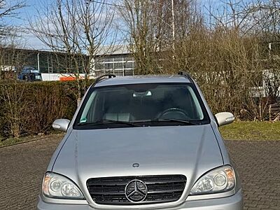 Mercedes-Benz ML 270 CDI AUTO|AHK|KLIMA|SH| 3 HAND