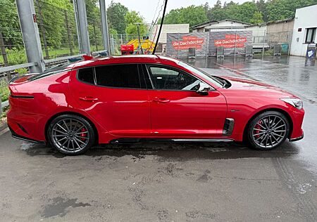 Kia Stinger 3.3 T-GDI AWD erst 39tkm+Ahk+jb4
