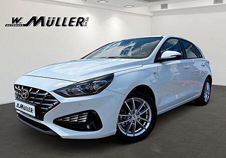 Hyundai i30 Trend Mild-Hybrid Navi uvm.
