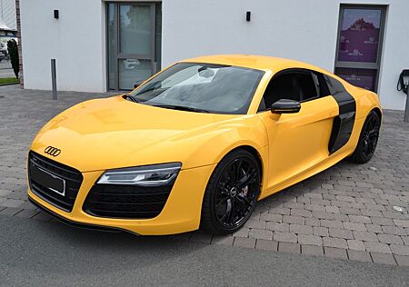 Audi R8 5.2 FSI plus S tronic quattro -