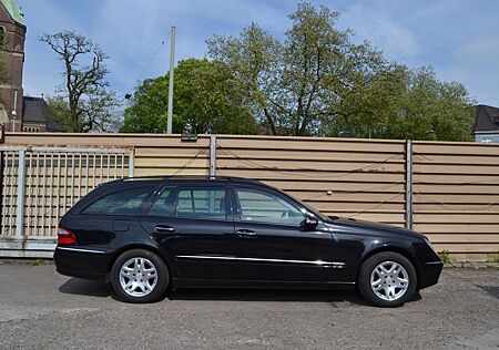 Mercedes-Benz E 240 E -Klasse T-Modell T 4Matic*LEDER*NAVI*XEN