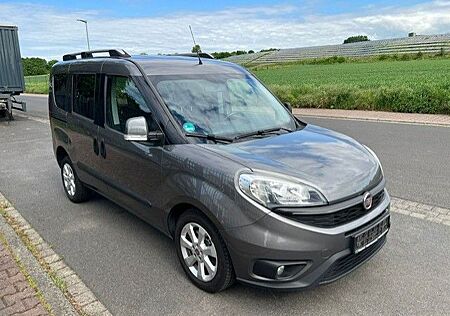 Fiat Doblo 1.6 SX Kombi +Klima+AHK+Navi+PDC+COC