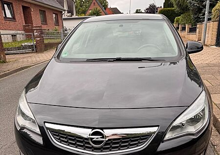 Opel Astra 1.4 74kW 150 Jahre 150 Jahre