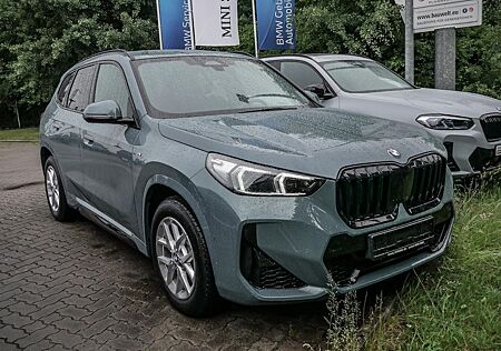 BMW X1 20 i sDrive M Sport AHK LED ACC