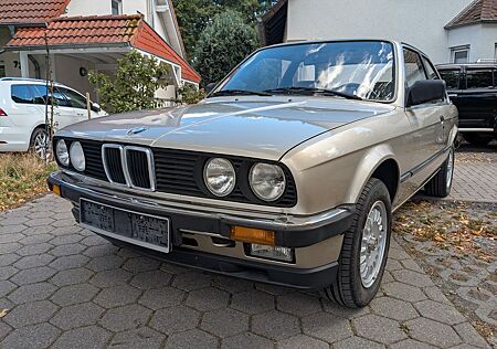 BMW 320iA sehr gepflegt H-Kennzeichen