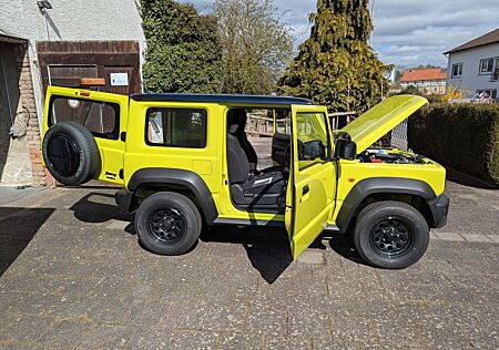 Suzuki Jimny 1.5. ALLGRIP NFZ Comfort , nur 53km neuw.