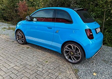 Abarth 500 Cabrio 42 kWh Scorpionissima