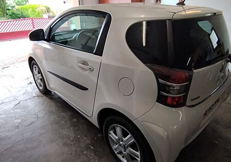 Toyota iQ 1,0-l-VVT-i -