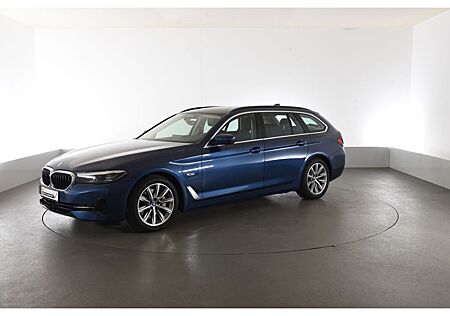 BMW 530 e xDrive Touring Luftfederung HiFi Panoramad