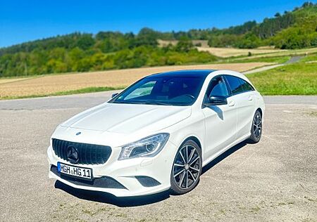 Mercedes-Benz CLA 180 Shooting Brake -