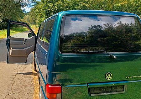 VW T4 Caravelle Volkswagen 2,5-l-Diesel TDI 75kW Standard