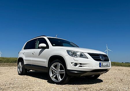 VW Tiguan Volkswagen 2.0 TDI 125kW 4MOTION Track & Field T...