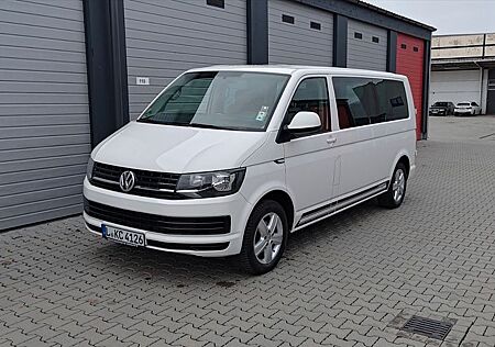 VW T6 Multivan Volkswagen Camper Bus mit Dachzelt und Bett