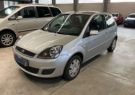 Ford Fiesta WENIG KM NUR 50.000KM+SCHECKHEFT+GARANTIE