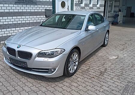 BMW 523 i Lim AHK abnb. Leder Dakota grau 6Zylinder