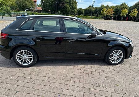 Audi A3 1.5 TFSI cod S tr. design Sportb design