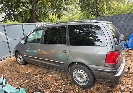 VW Sharan Volkswagen 2.0TDI (DPF) Freestyle Freestyle