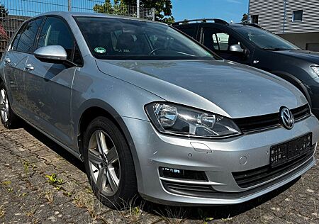 VW Golf Volkswagen VII Lim. Comfortline BMT