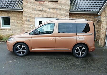 VW Caddy Volkswagen 2,0TDI Style, AHK Navi RFK StHzg Garantie