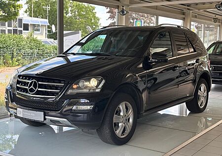 Mercedes-Benz ML 300 CDI BlueEfficiency 4Matic/PANO/MULT/LEDER