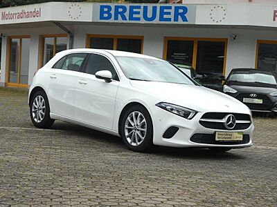 Mercedes-Benz A 180 Progressive Automatik Navi LED