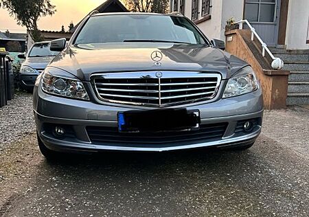 Mercedes-Benz C 180 CDI T BlueEFFICIENCY -