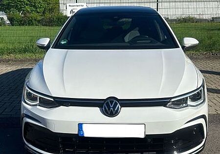 VW Golf Volkswagen 1.5 TSI ACT OPF 110kW R-Line R-Line