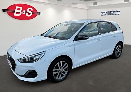 Hyundai i30 YES! Navi Kamera SHZ